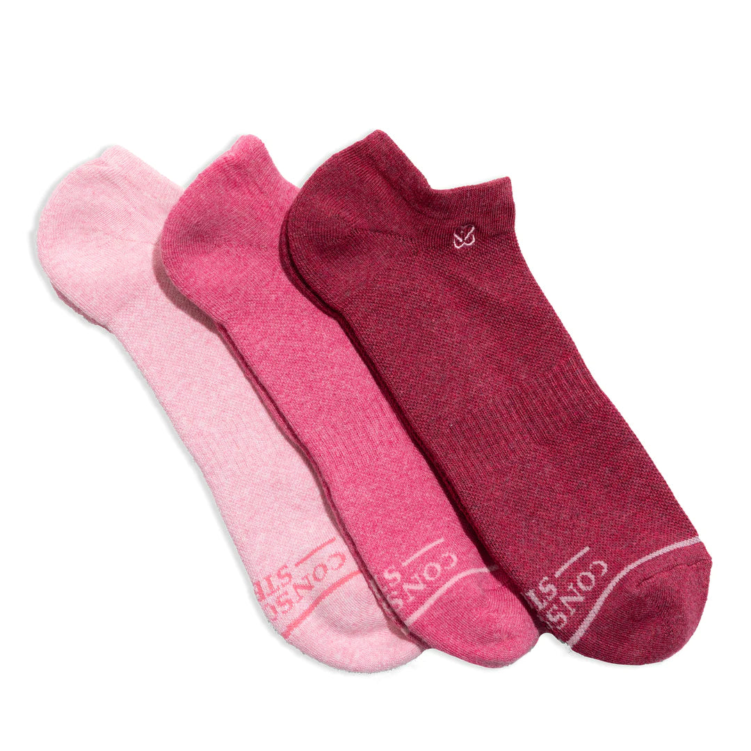 ankle socks that promote breast cancer prevention