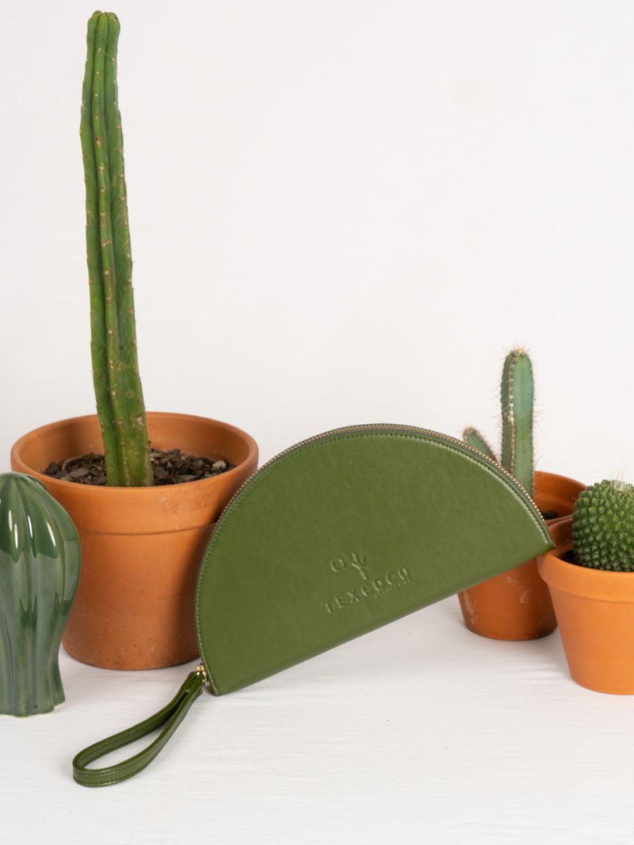 'Media Luna' Cactus Leather Clutch - Green | Texcoco Collective